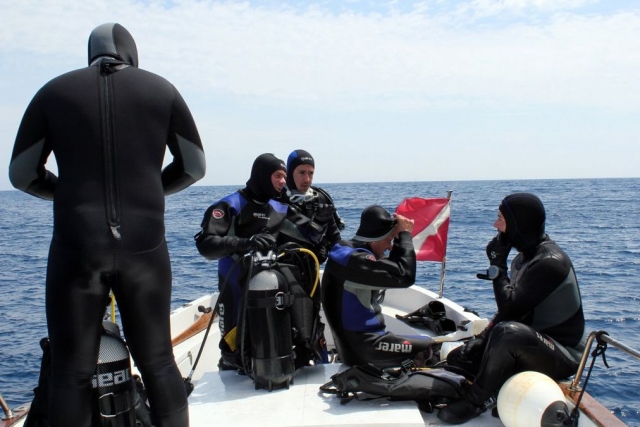  Preparándose en el barco 
